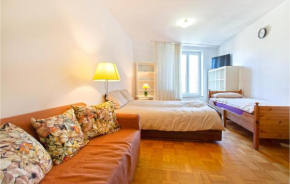Lovely Apartment In Portoroz With Wifi